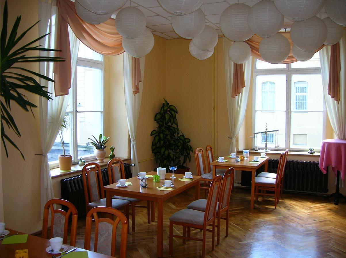 Hotel "Stadt Koethen" 克滕 外观 照片