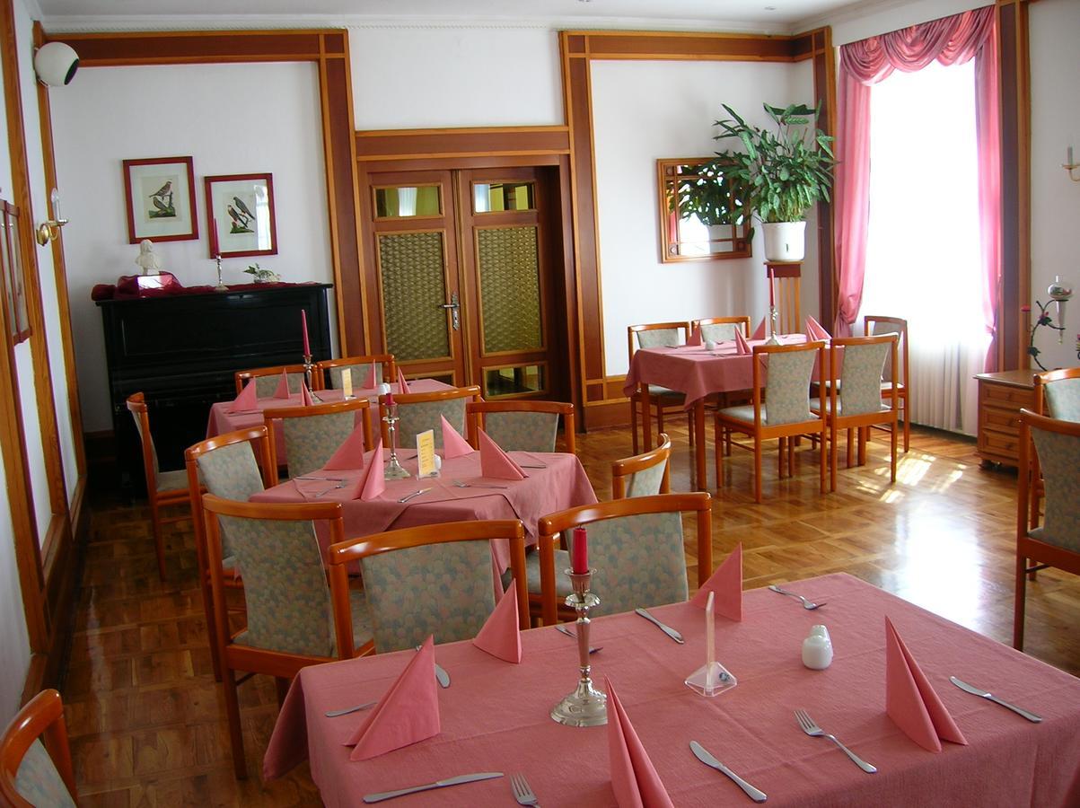 Hotel "Stadt Koethen" 克滕 外观 照片
