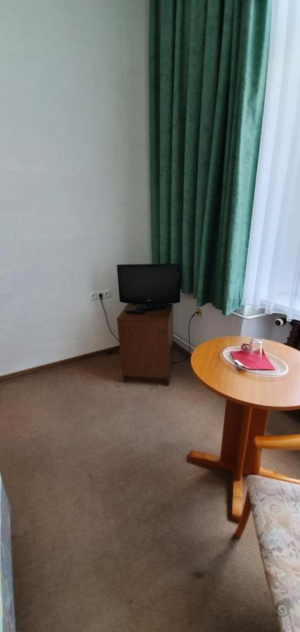 Hotel "Stadt Koethen" 克滕 外观 照片
